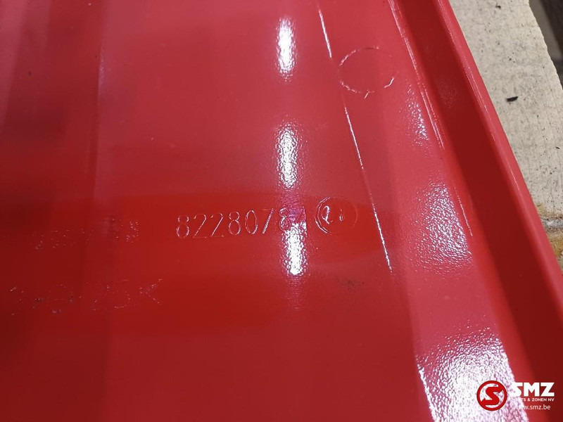 Renault Occ cabinespoiler links Renault - Aérodynamique/ Spoilers pour Camion: photos 5 Renault Occ cabinespoiler links Renault - Aérodynamique/ Spoilers pour Camion: photos 5