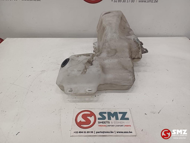 Renault Occ ruitensproeierreservoir Renault T 82303046 - Essuie-glace pour Camion: photos 2 Renault Occ ruitensproeierreservoir Renault T 82303046 - Essuie-glace pour Camion: photos 2