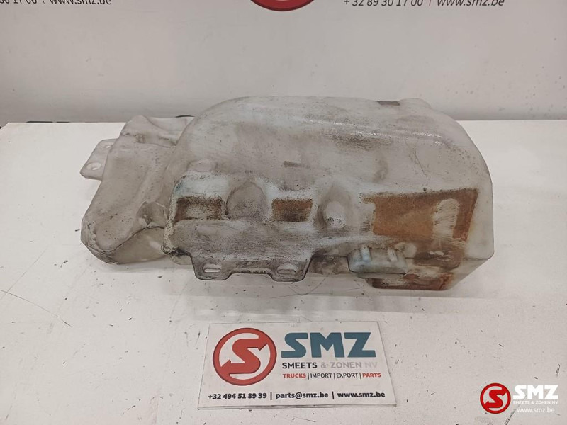 Renault Occ ruitensproeierreservoir Renault T 82303046 - Essuie-glace pour Camion: photos 3 Renault Occ ruitensproeierreservoir Renault T 82303046 - Essuie-glace pour Camion: photos 3