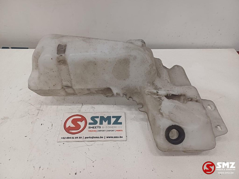 Renault Occ ruitensproeierreservoir Renault T 82303046 - Essuie-glace pour Camion: photos 1 Renault Occ ruitensproeierreservoir Renault T 82303046 - Essuie-glace pour Camion: photos 1