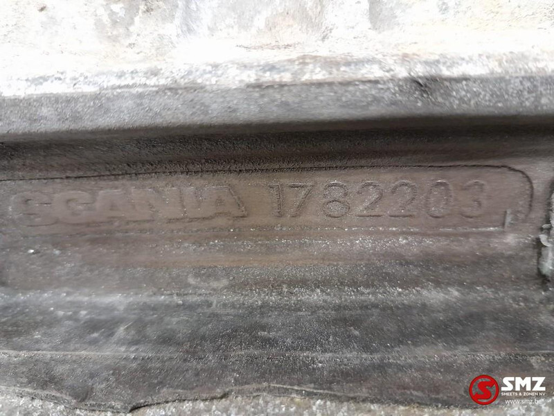 Scania Occ set motorsteunen Scania - Support de moteur pour Camion: photos 3 Scania Occ set motorsteunen Scania - Support de moteur pour Camion: photos 3