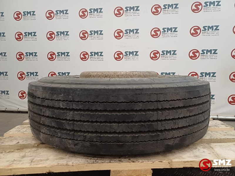 Uniroyal Occ vrachtwagenband Uniroyal 275/70R22.5 148/145L - Pneu pour Camion: photos 1 Uniroyal Occ vrachtwagenband Uniroyal 275/70R22.5 148/145L - Pneu pour Camion: photos 1