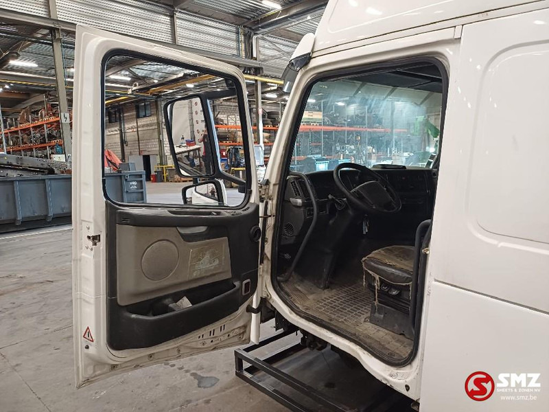 Volvo Occ Cabine Volvo FH2 Globetrotter L2H2 - Cabine et intérieur pour Camion: photos 3 Volvo Occ Cabine Volvo FH2 Globetrotter L2H2 - Cabine et intérieur pour Camion: photos 3