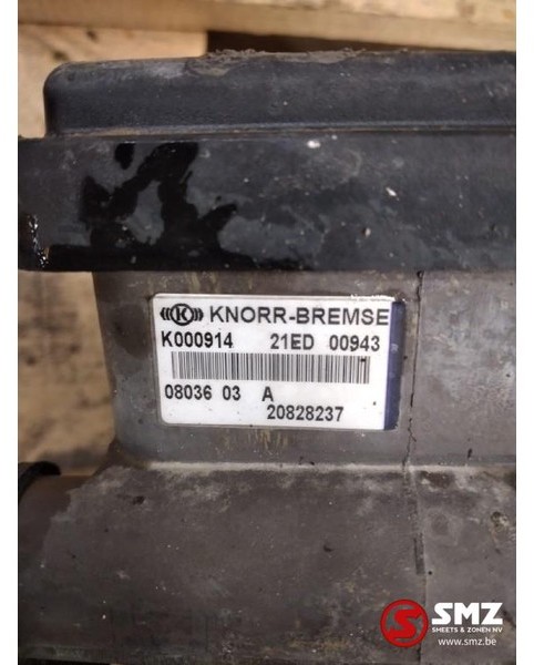 Volvo Occ Drukmodulator ABS 24V (eenkanaals) EBS5 - Valve de frein pour Camion: photos 2 Volvo Occ Drukmodulator ABS 24V (eenkanaals) EBS5 - Valve de frein pour Camion: photos 2