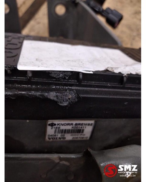 Volvo Occ Drukmodulator ABS 24V (tweekanaals) EBS5 - Valve de frein pour Camion: photos 3 Volvo Occ Drukmodulator ABS 24V (tweekanaals) EBS5 - Valve de frein pour Camion: photos 3