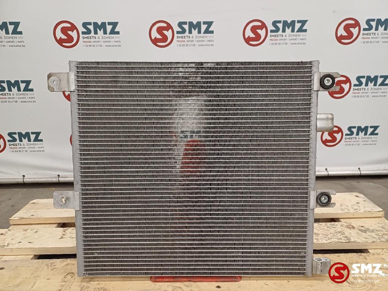 Volvo Occ condenser Volvo - Système de refroidissement pour Camion: photos 2 Volvo Occ condenser Volvo - Système de refroidissement pour Camion: photos 2