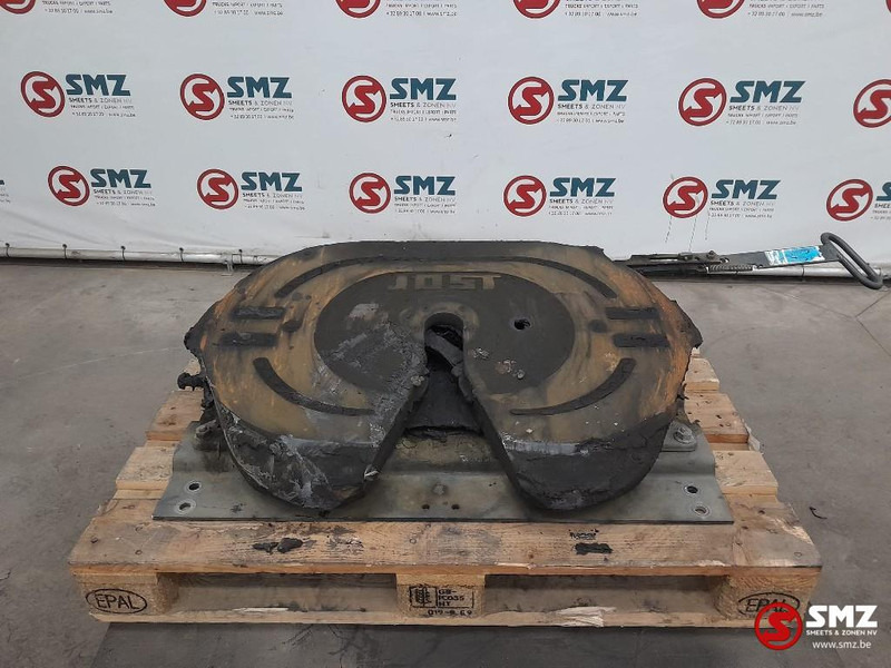 Jost Occ koppelschotel + montageplaat JOST - Sellette d'attelage pour Camion: photos 1 Jost Occ koppelschotel + montageplaat JOST - Sellette d'attelage pour Camion: photos 1