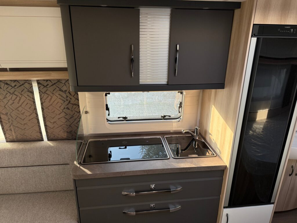 Caravane neuf HOBBY DE LUXE 460 UFe 2025: photos 8