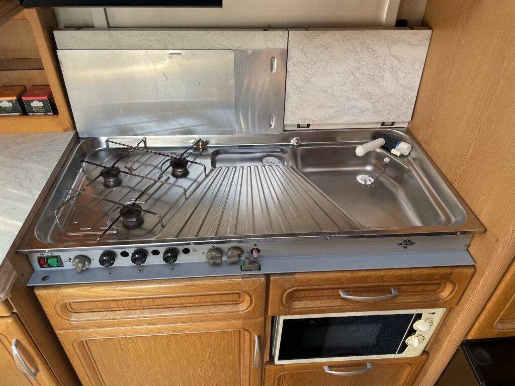 Hobby 560 UL Prestige 1998 en leasing occasion Hobby 560 UL Prestige 1998: photos 7