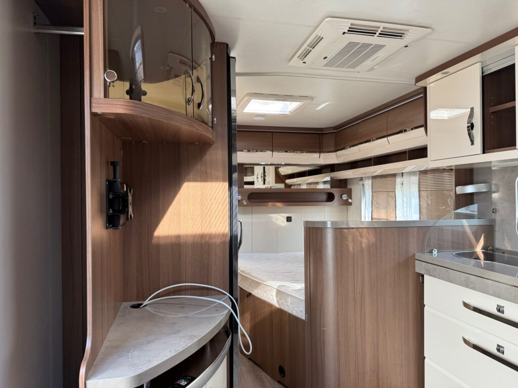 Hobby 720 KWFU Prestige 2020 en leasing occasion Hobby 720 KWFU Prestige 2020: photos 6