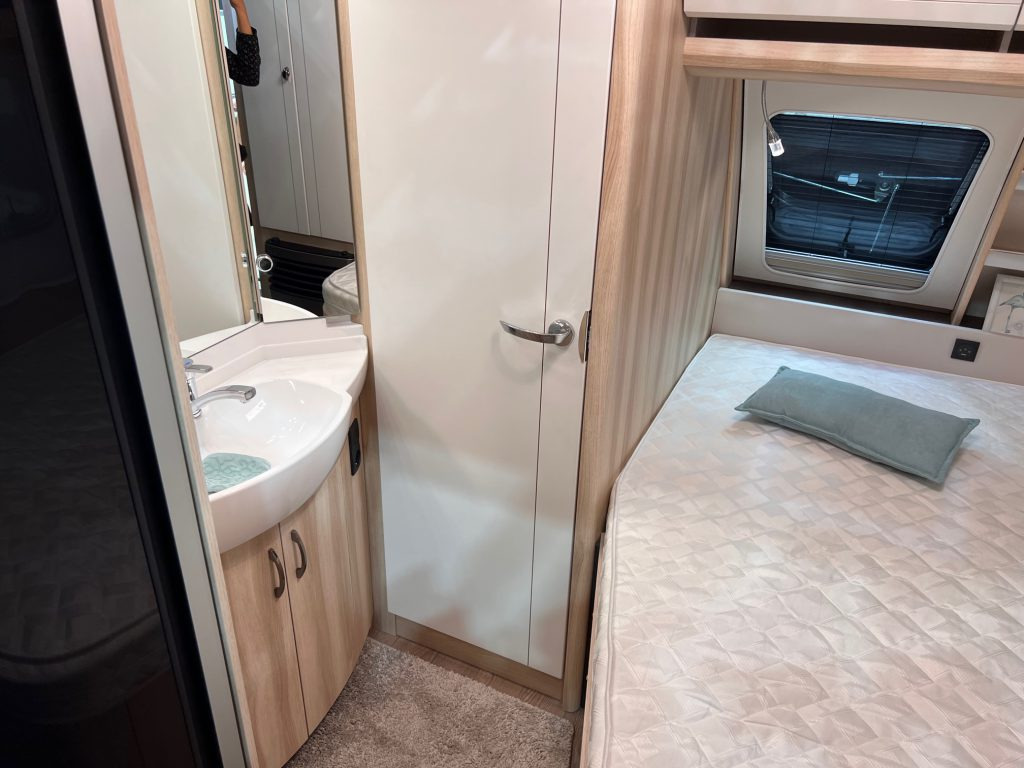 Caravane Hobby DE LUXE 460 UFe: photos 9