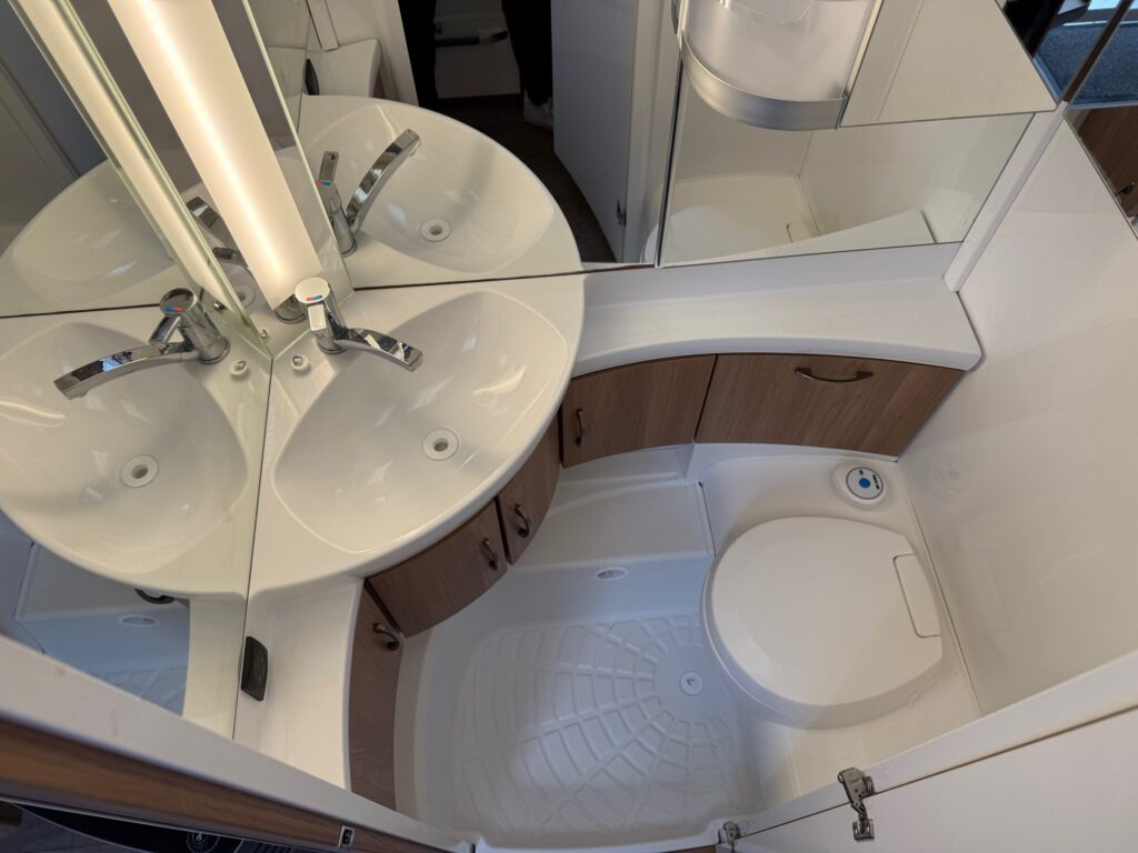 Caravane Hobby De Luxe 455 UF 2020: photos 10