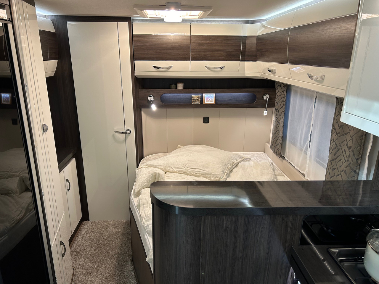Caravane Hobby PRESTIGE 720 KWFU: photos 9