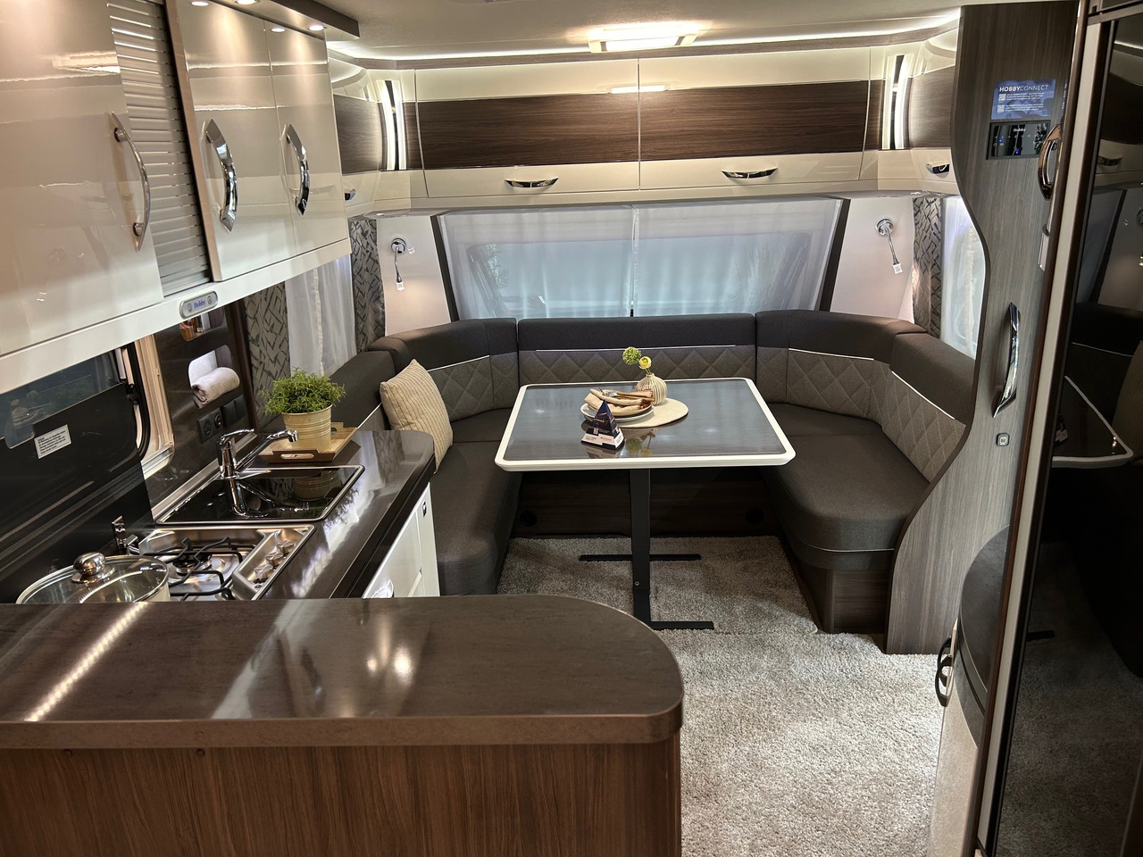 Caravane Hobby PRESTIGE 720 KWFU: photos 6