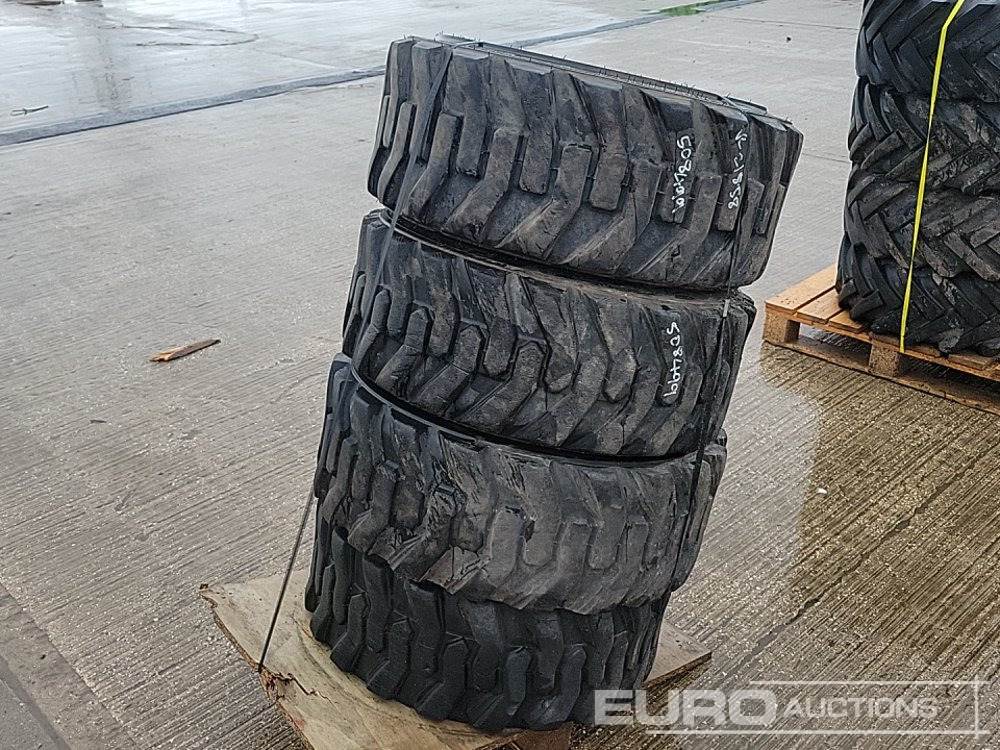 12-16.5 Tyre (4 of) - Pneu: photos 5 12-16.5 Tyre (4 of) - Pneu: photos 5