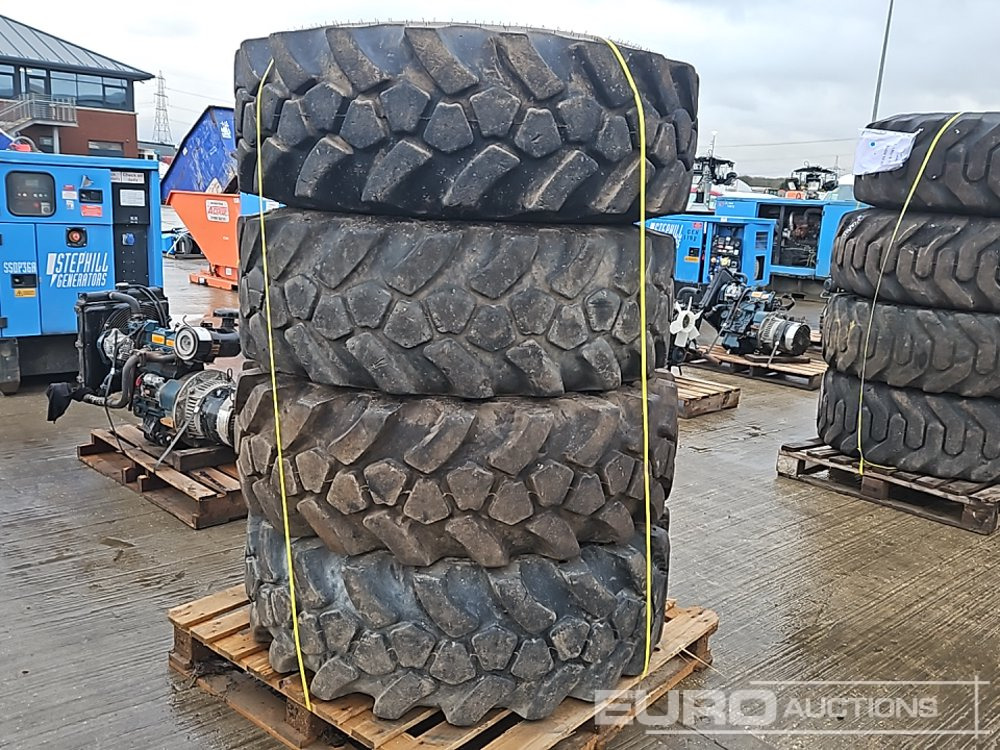 15.5-25 Tye (4 of) - Pneu: photos 5 15.5-25 Tye (4 of) - Pneu: photos 5