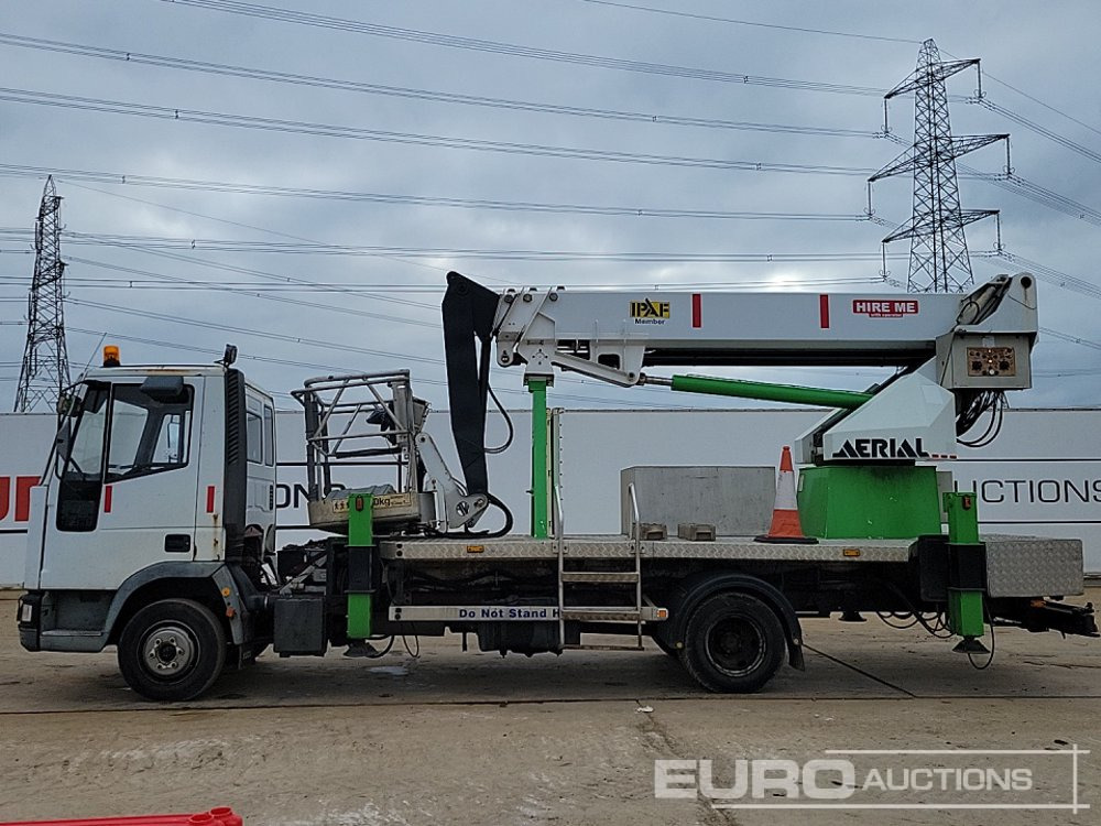 2001 Iveco CRG75E15 - Camion avec nacelle: photos 2 2001 Iveco CRG75E15 - Camion avec nacelle: photos 2