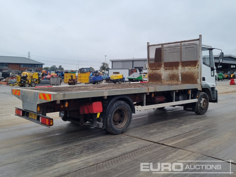 2004 Iveco 130E18 - Camion plateau: photos 5 2004 Iveco 130E18 - Camion plateau: photos 5