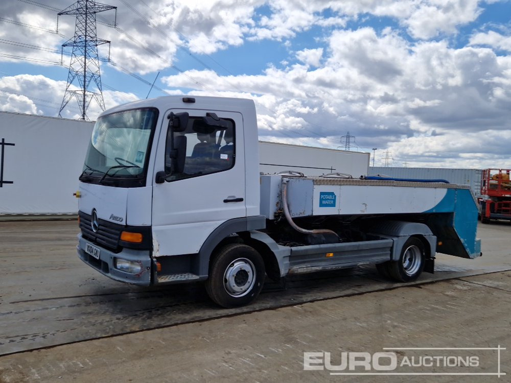2004 Mercedes Atego - Camion citerne: photos 1 2004 Mercedes Atego - Camion citerne: photos 1
