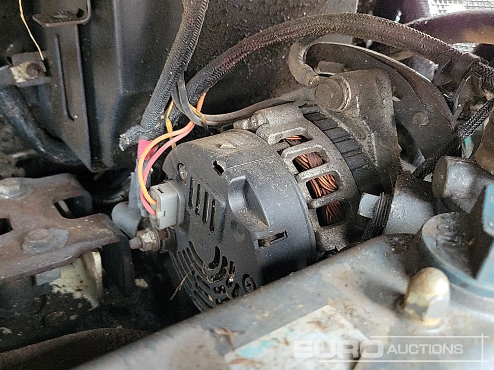 Mini chargeuse 2011 Bobcat S100: photos 20