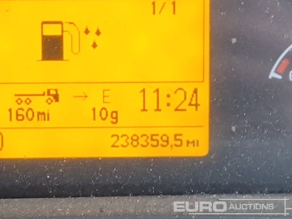 Camion multibenne 2011 Volvo FL240: photos 36