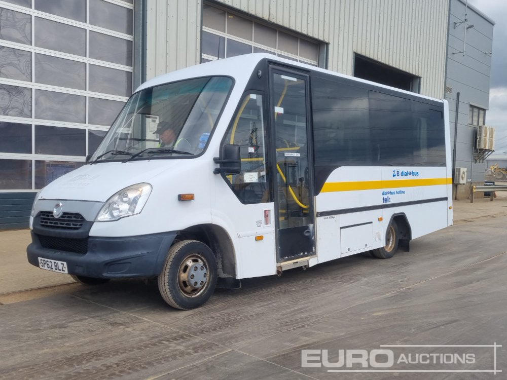 2012 Iveco 14 Seater Bus, Manual Gearbox - Minibus, Transport de personnes: photos 1 2012 Iveco 14 Seater Bus, Manual Gearbox - Minibus, Transport de personnes: photos 1