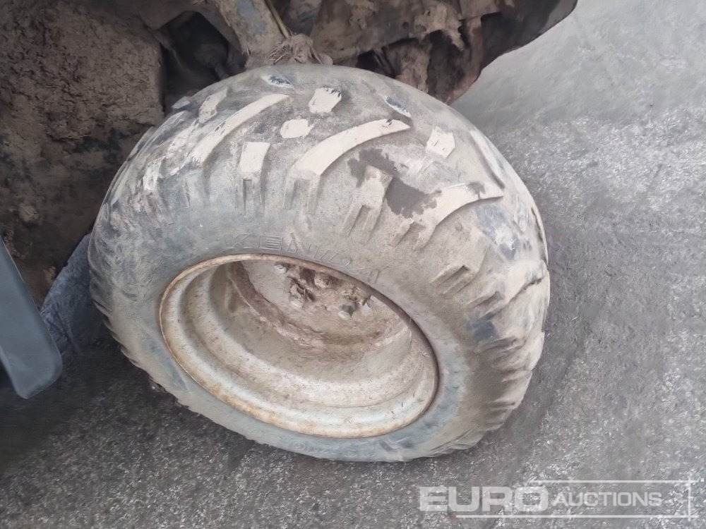 Quadricycle 2012 JCB Workmax: photos 12