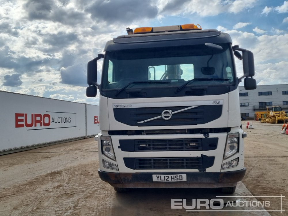 Camion benne, Camion grue 2012 Volvo FM370: photos 8