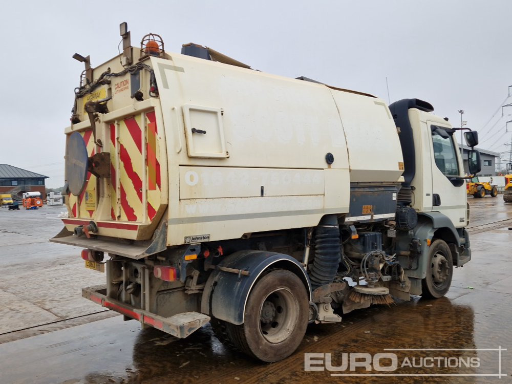 2013 DAF LF55.220 - Balayeuse de voirie: photos 5 2013 DAF LF55.220 - Balayeuse de voirie: photos 5