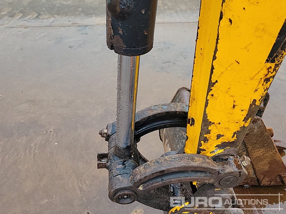 Mini pelle 2013 JCB 8014: photos 25