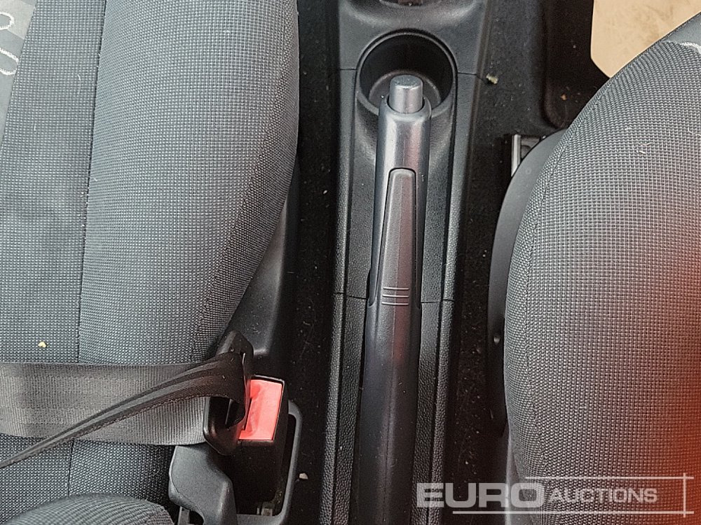 Voiture 2014 Ford Ka: photos 25 Voiture 2014 Ford Ka: photos 25