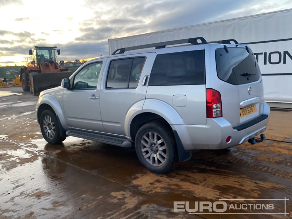 2014 Nissan Pathfinder - SUV: photos 3 2014 Nissan Pathfinder - SUV: photos 3