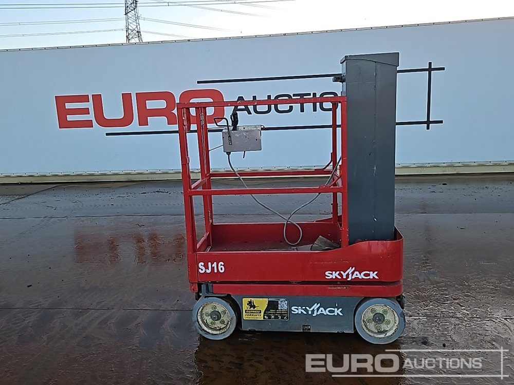 2014 SkyJack SJ 16 - Nacelle: photos 2 2014 SkyJack SJ 16 - Nacelle: photos 2