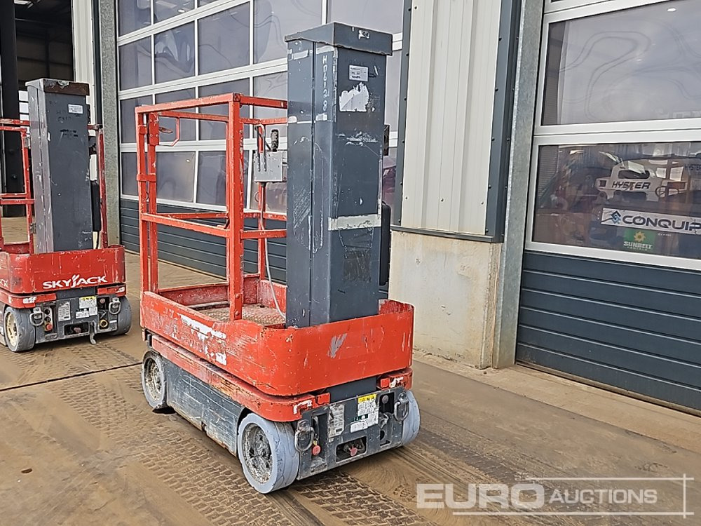 2014 SkyJack SJ16 - Nacelle: photos 3 2014 SkyJack SJ16 - Nacelle: photos 3