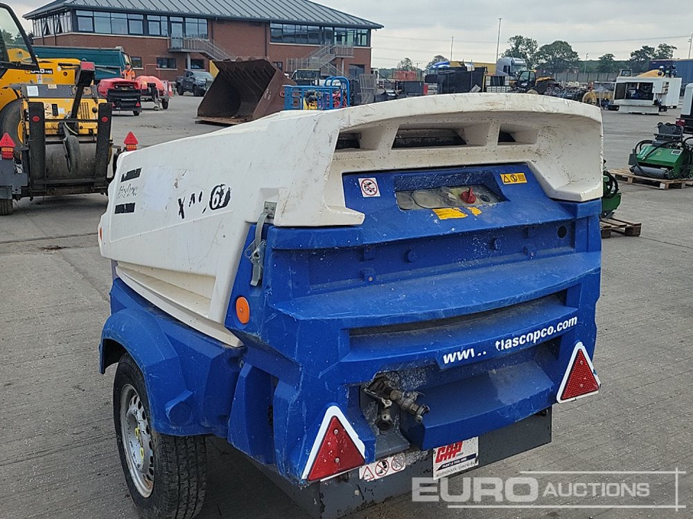 2015 Atlas Copco XAS 67 - Compresseur d'air: photos 3 2015 Atlas Copco XAS 67 - Compresseur d'air: photos 3