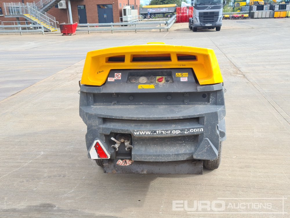 2015 Atlas Copco XAS67 - Compresseur d'air: photos 4 2015 Atlas Copco XAS67 - Compresseur d'air: photos 4