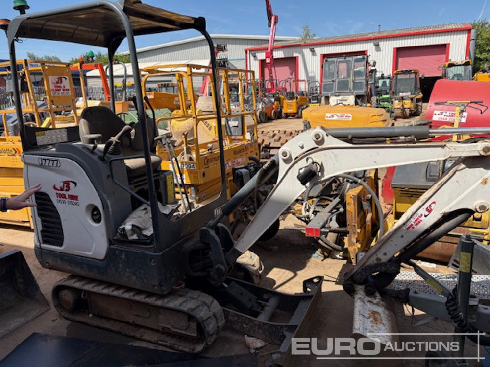 2015 Bobcat E17 - Mini pelle: photos 1 2015 Bobcat E17 - Mini pelle: photos 1