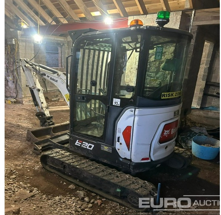 2015 Bobcat E20 - Mini pelle: photos 2 2015 Bobcat E20 - Mini pelle: photos 2