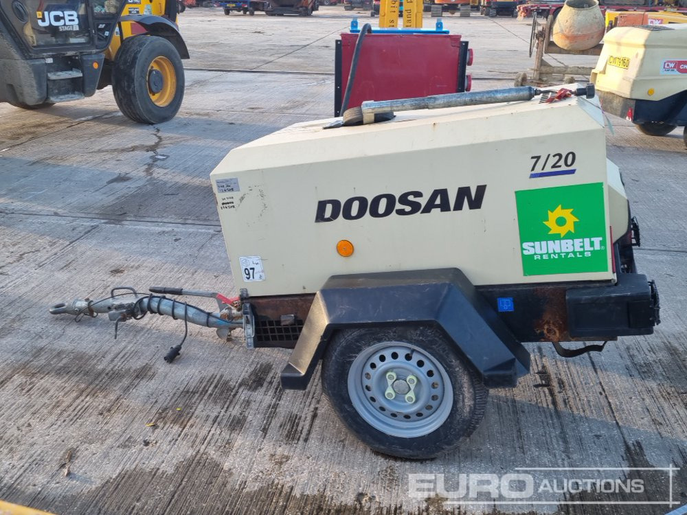 2015 Doosan 720 - Compresseur d'air: photos 2 2015 Doosan 720 - Compresseur d'air: photos 2