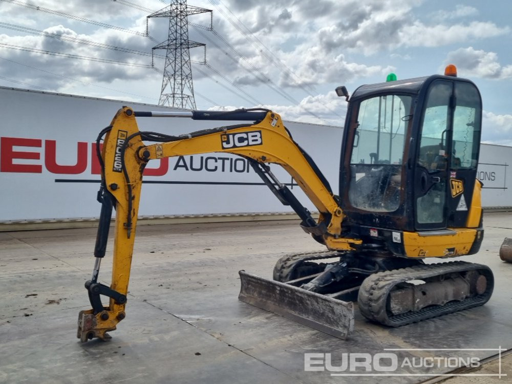 2015 JCB 8026CTS - Mini pelle: photos 1 2015 JCB 8026CTS - Mini pelle: photos 1