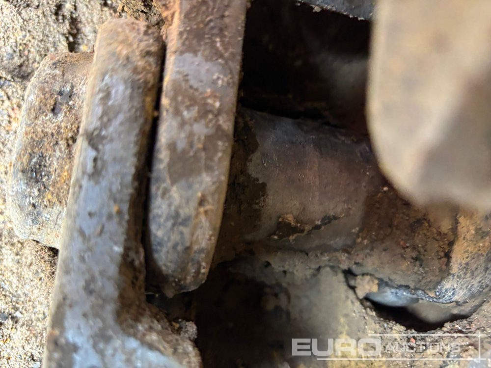 2015 JCB JS130LC - Pelle sur chenille: photos 5 2015 JCB JS130LC - Pelle sur chenille: photos 5