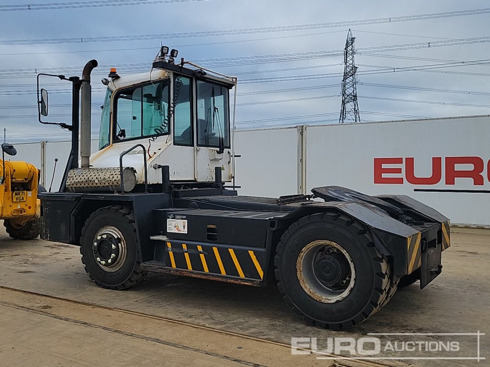 2015 Kalmar TR6181A - Tracteur portuaire: photos 3 2015 Kalmar TR6181A - Tracteur portuaire: photos 3