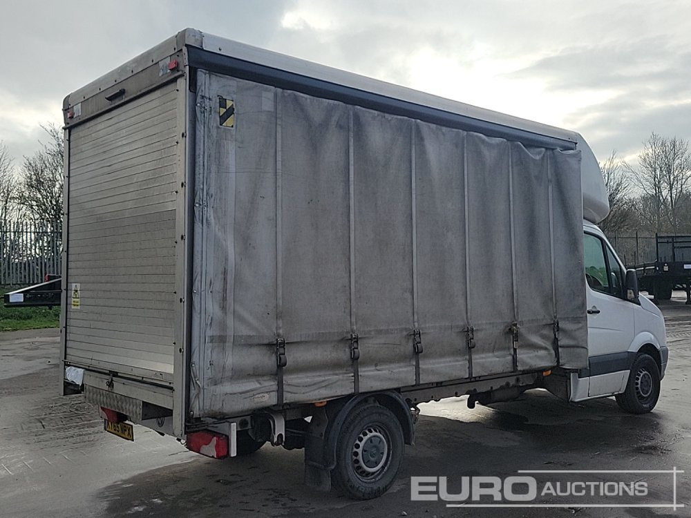 2015 Volkswagen Crafter CR35 - Utilitaire rideaux coulissants (PLSC): photos 5 2015 Volkswagen Crafter CR35 - Utilitaire rideaux coulissants (PLSC): photos 5