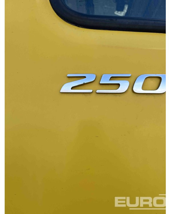2016 DAF CF250 - Camion à rideaux coulissants: photos 5 2016 DAF CF250 - Camion à rideaux coulissants: photos 5