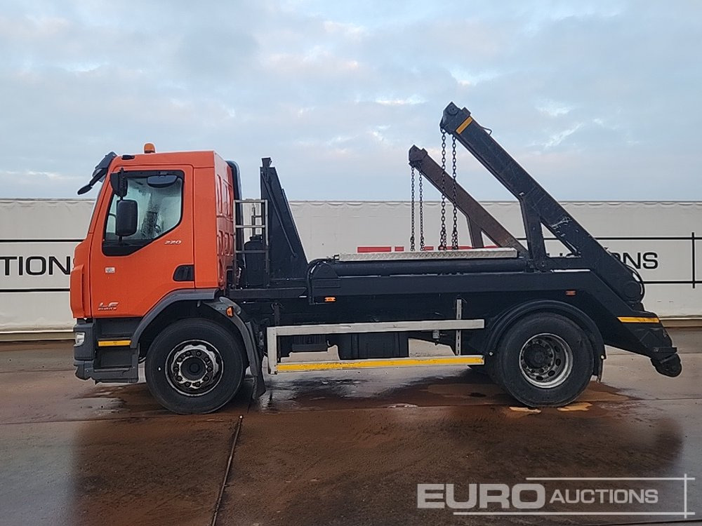 2016 DAF LF220 - Camion multibenne: photos 2 2016 DAF LF220 - Camion multibenne: photos 2