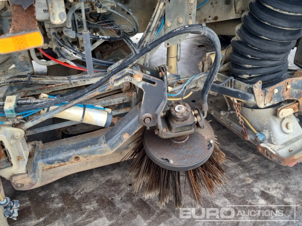 Balayeuse de voirie 2016 DAF LF220: photos 17