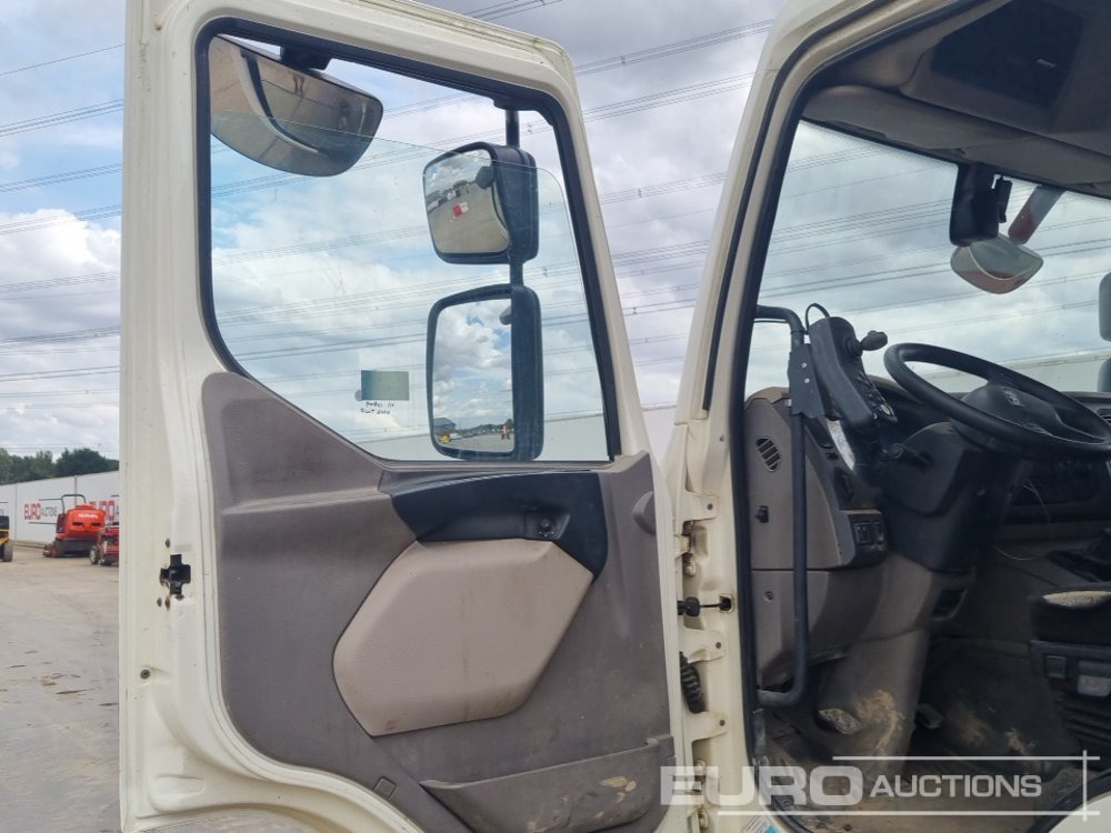 Balayeuse de voirie 2016 DAF LF220: photos 35