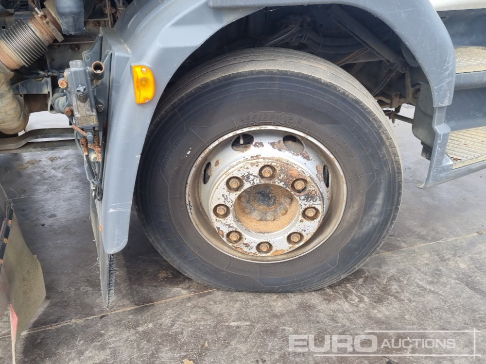 Balayeuse de voirie 2016 DAF LF220: photos 12