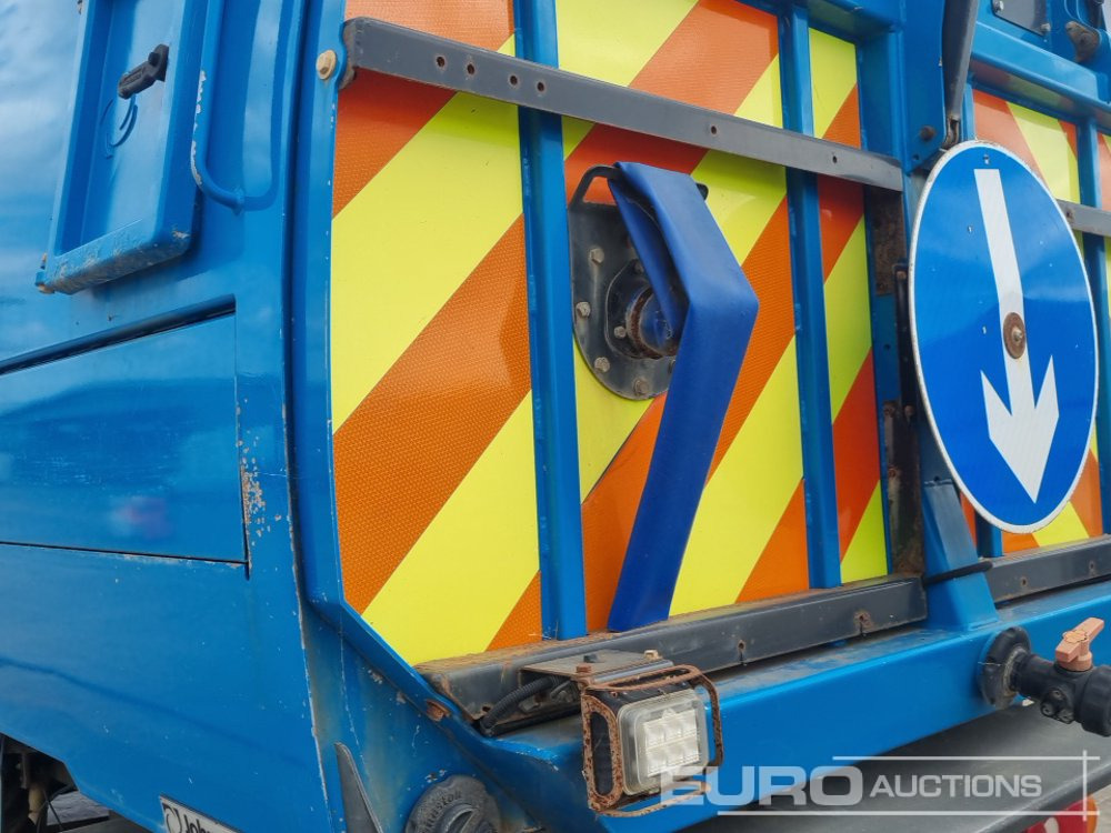 Balayeuse de voirie 2016 DAF LF220: photos 21