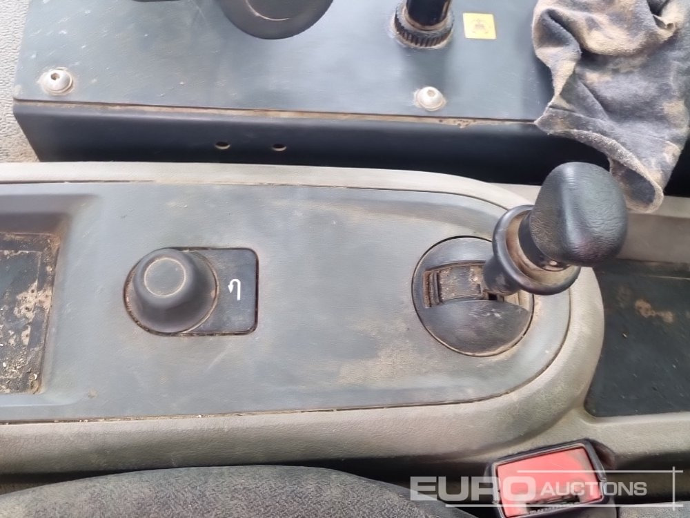 Balayeuse de voirie 2016 DAF LF220: photos 37
